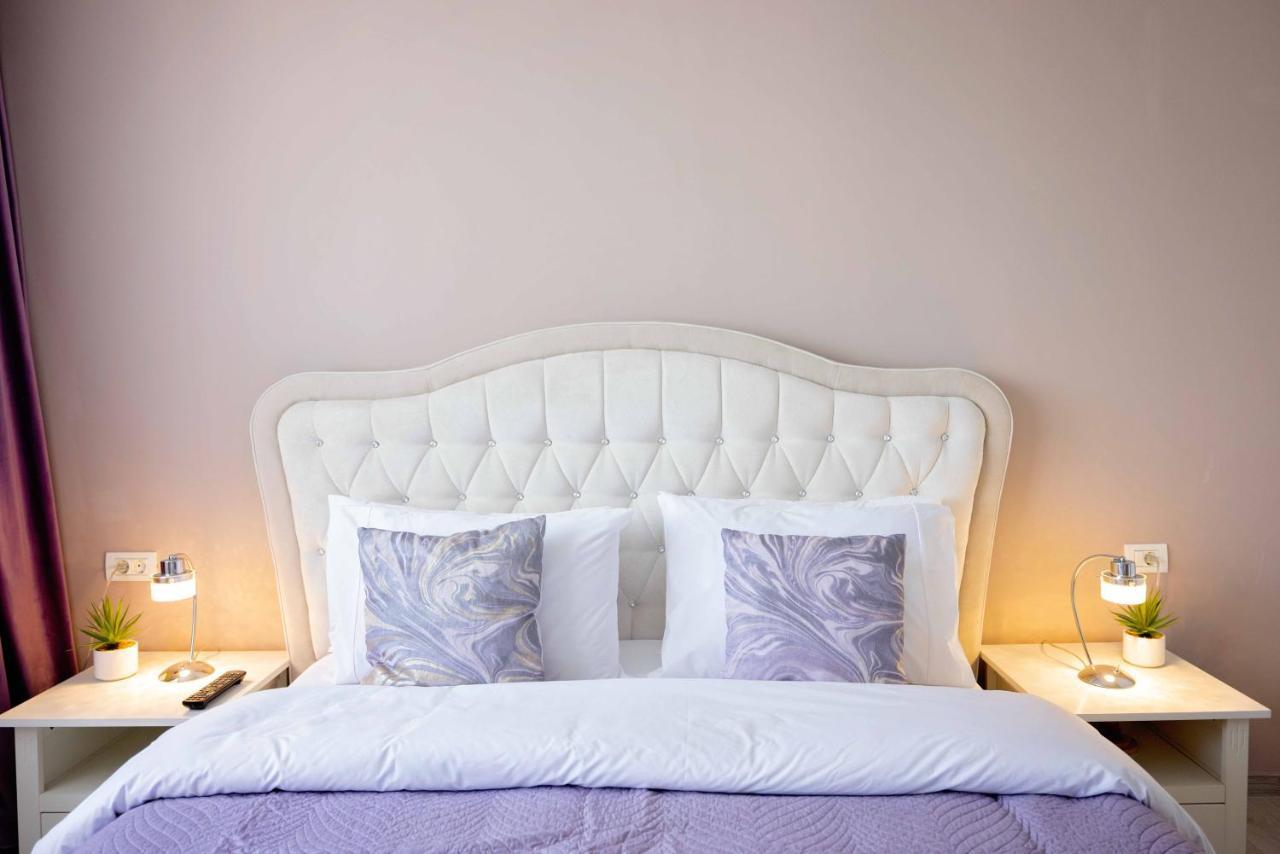 Joyful Apartment Τιμισοάρα Εξωτερικό φωτογραφία