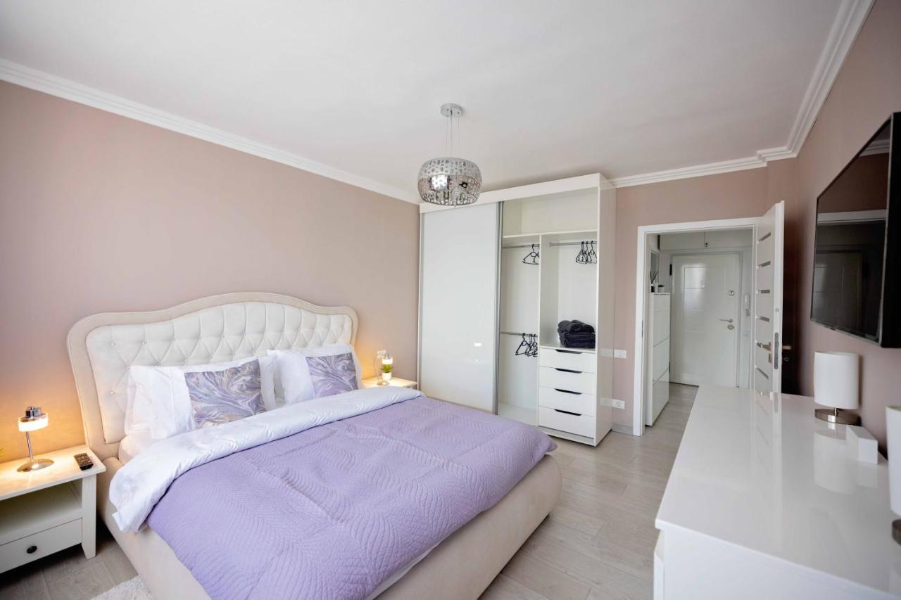 Joyful Apartment Τιμισοάρα Εξωτερικό φωτογραφία