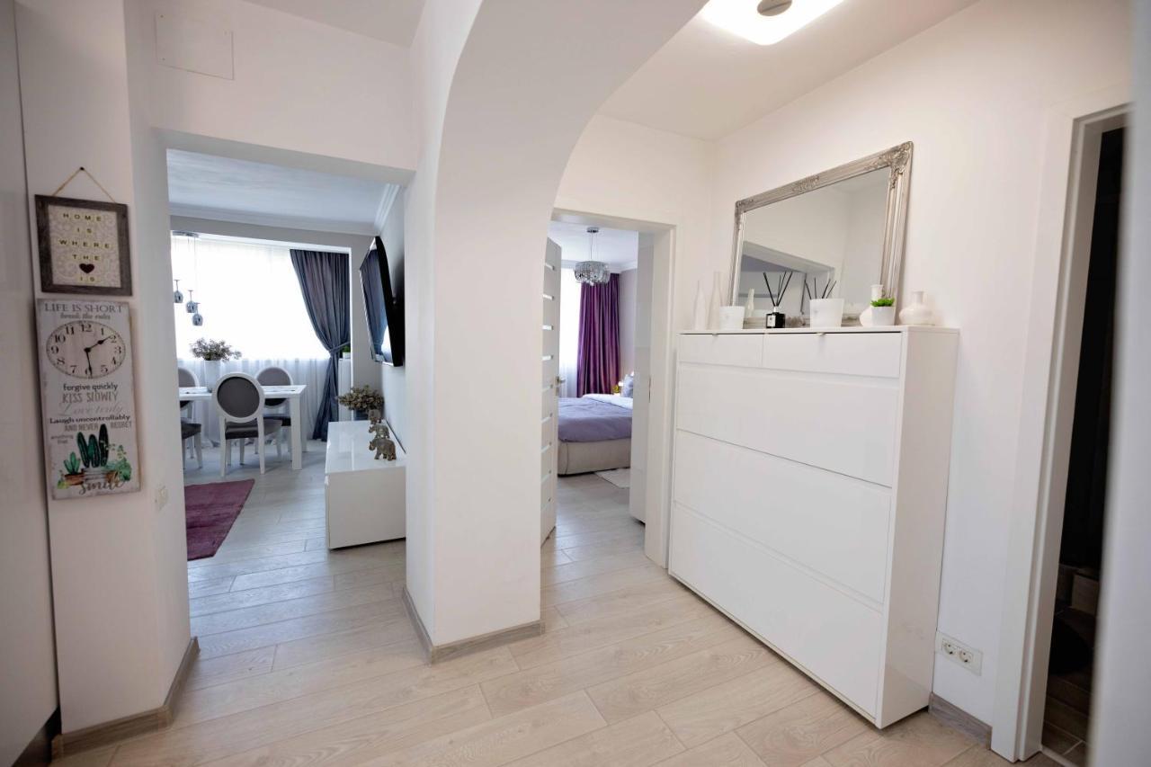 Joyful Apartment Τιμισοάρα Εξωτερικό φωτογραφία